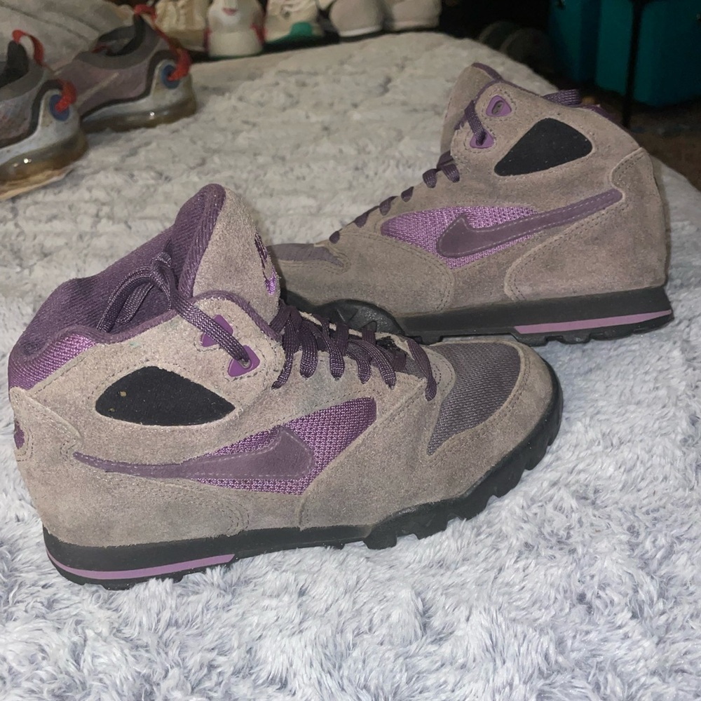 Vintage 1994 Nike ACG Hiking Boots